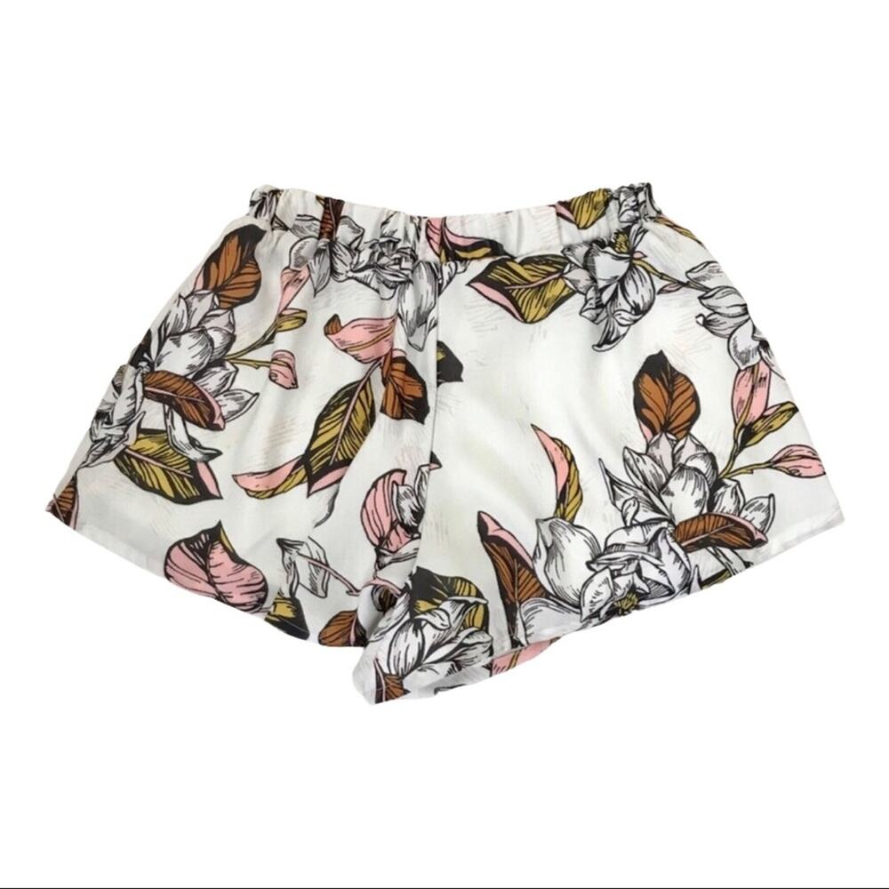 Neiman Marcus NWT Spring Floral Shorts Hot Pants by State of Being - Picture 3 of 6